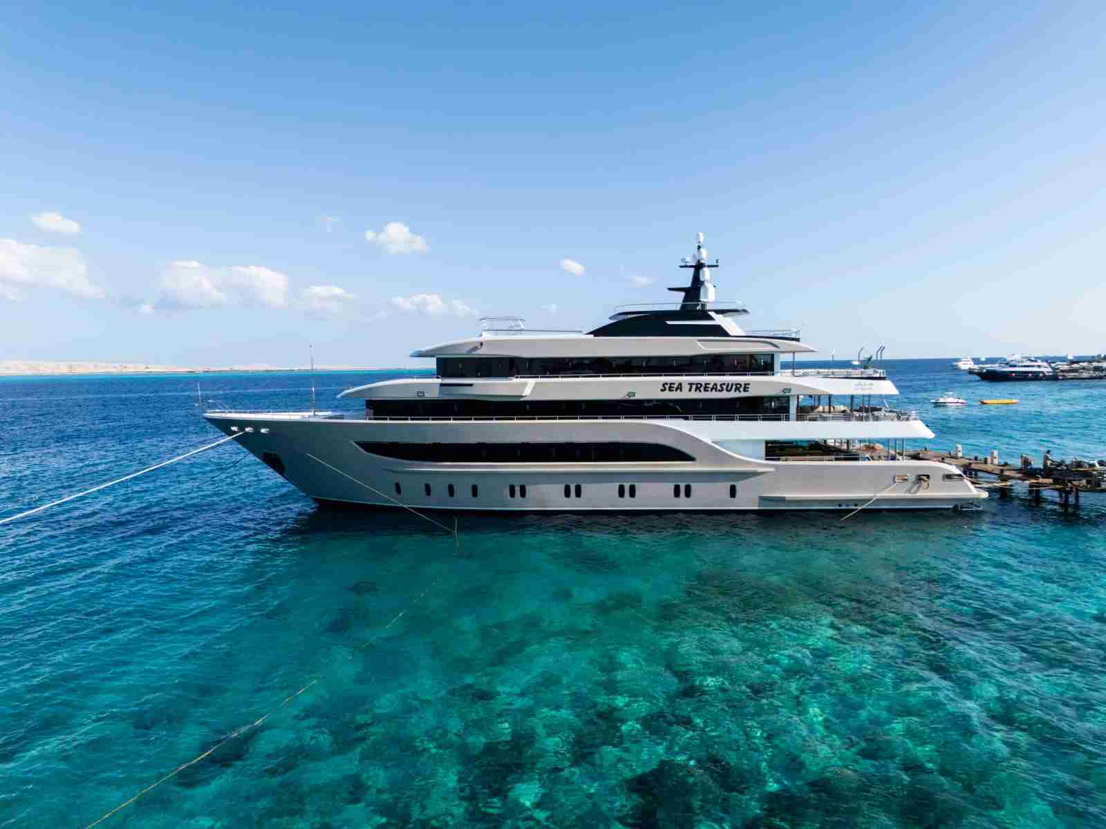 Sea Treasure, a boat running the Elba Reef liveaboard